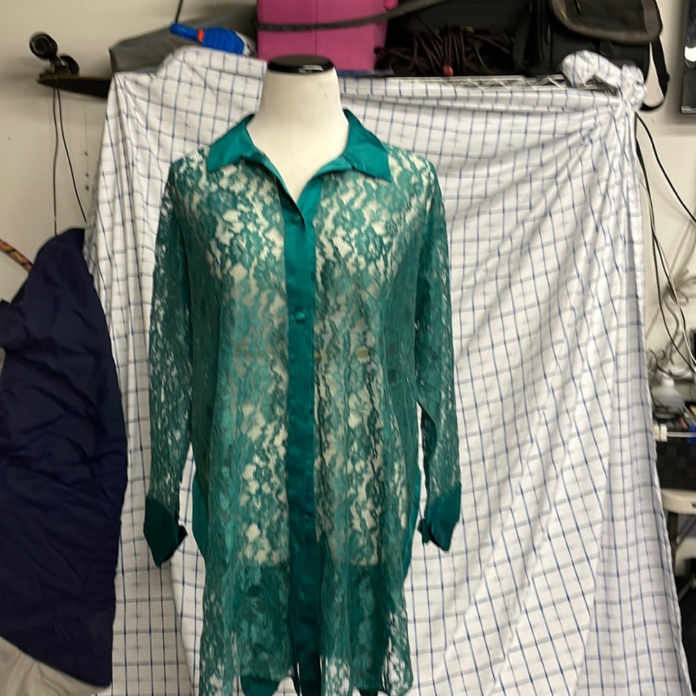 Victoria secrets lace and silk robe